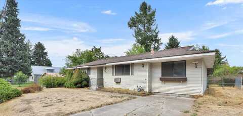 645 E 1st Ave, Deer Park, WA 99006