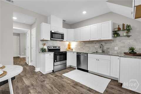 537 1/2 E Anderson Street, Savannah, GA 31401