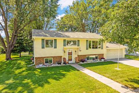 1409 JACKSON Street, Stoughton, WI 53589
