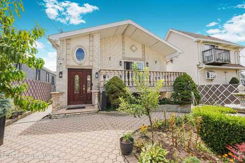 226 Olympia Boulevard, Staten Island, NY 10305