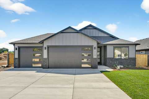 2784 Roberts Road, Medford, OR 97504