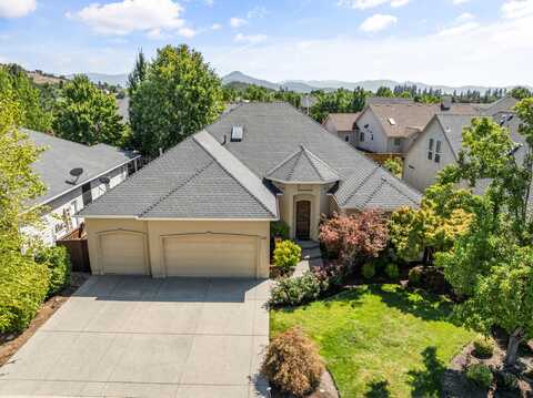 162 Bellerive Drive, Eagle Point, OR 97524