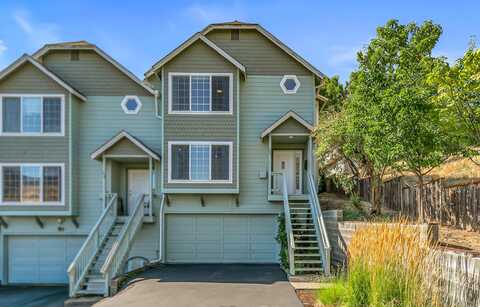 581 Scenic Drive, Ashland, OR 97520