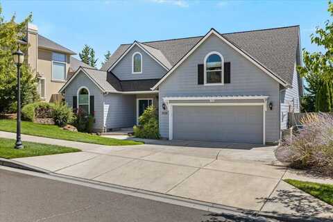 3928 Crystal Springs Drive, Medford, OR 97504