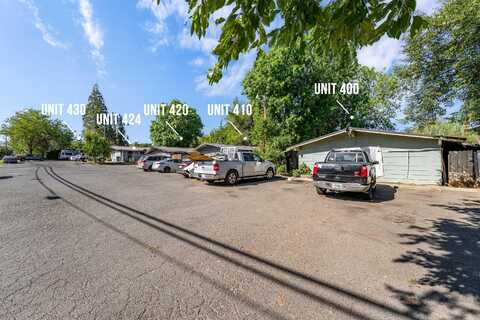 400 -402 S Columbus Avenue, Medford, OR 97501