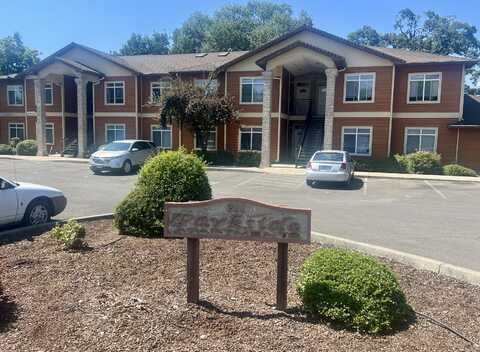 211 N Shasta Avenue, Eagle Point, OR 97524
