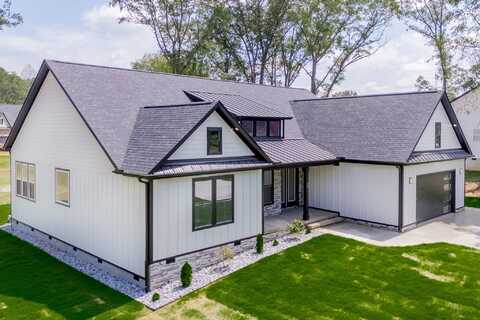Simmons St, Wellford, SC 29385