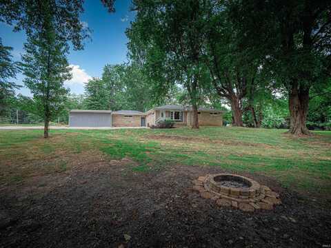 8231 Maple Lane, Evansville, IN 47725