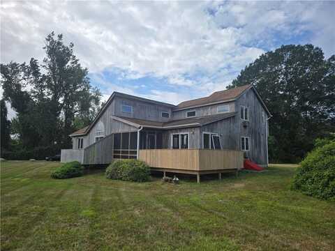 90 Foster Drive, Charlestown, RI 02813