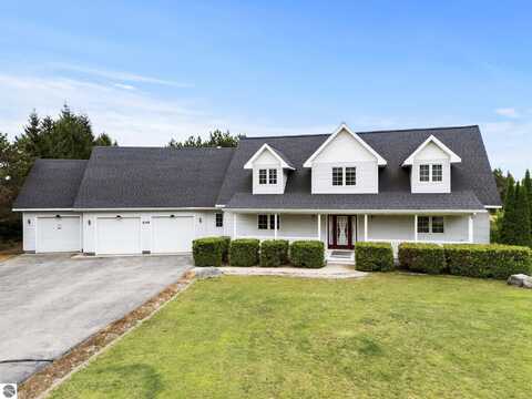1045 S Three Mile Road, Traverse City, MI 49696
