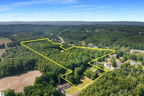 00 Walker Street, Beulah, MI 49617