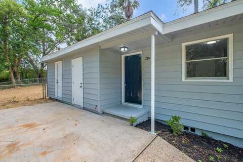 2124 Berkshire Drive, Tallahassee, FL 32304