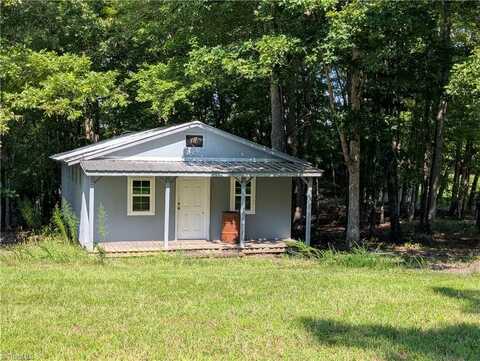 326 Kingston Road, Ridgeway, VA 24148