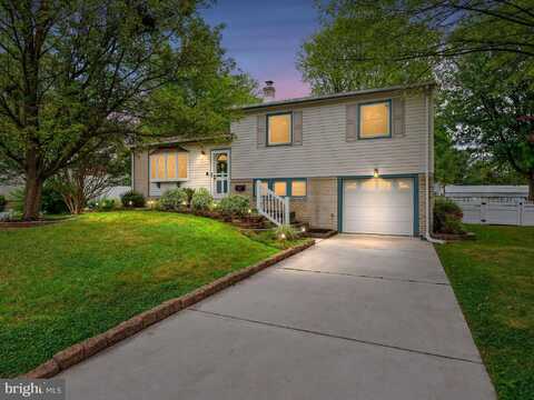 205 W CRESTWOOD AVENUE, SOMERDALE, NJ 08083