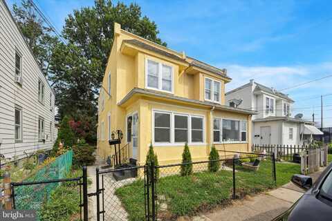 210 HARVEY AVENUE, MARCUS HOOK, PA 19061