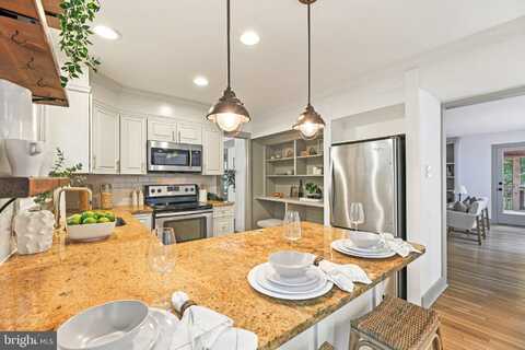 9321 SPRING WATER PATH, JESSUP, MD 20794