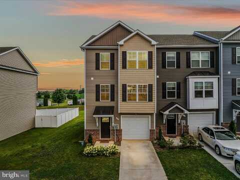 157 CARNES WAY, MARTINSBURG, WV 25403