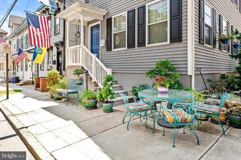 16 2ND STREET, BORDENTOWN, NJ 08505