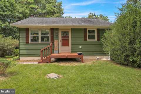 390 HARTMAN ROAD, READING, PA 19606