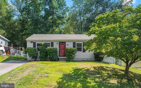 18 CASSELBERRY DRIVE, AUDUBON, PA 19403