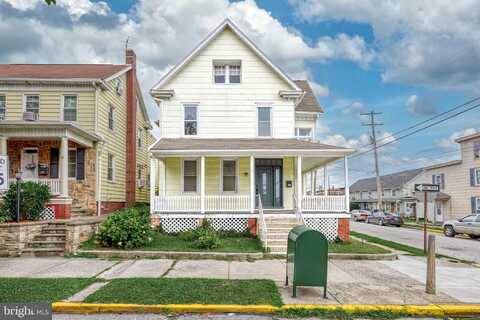3 N WATER STREET, SPRING GROVE, PA 17362