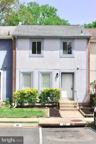 1029 KINGS COURT, HERNDON, VA 20170