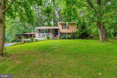 204 DWARF ROAD, CHAMBERSBURG, PA 17202