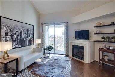 1645 INTERNATIONAL DRIVE, MCLEAN, VA 22102