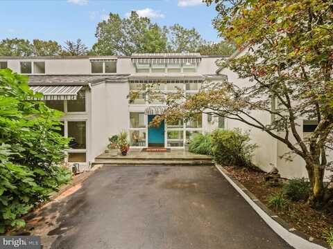 10517 SUNLIT ROAD, OAKTON, VA 22124