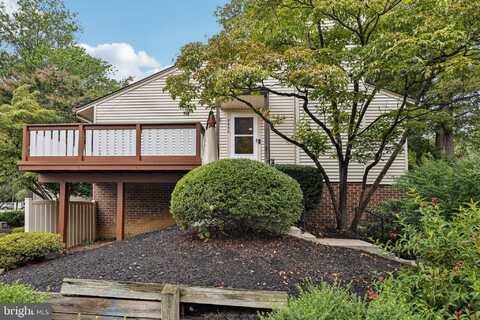 2852 CHABLIS CIRCLE, WOODBRIDGE, VA 22192