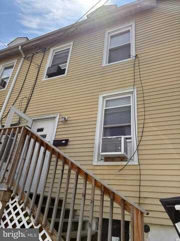 133 E NESQUEHONING STREET, EASTON, PA 18042
