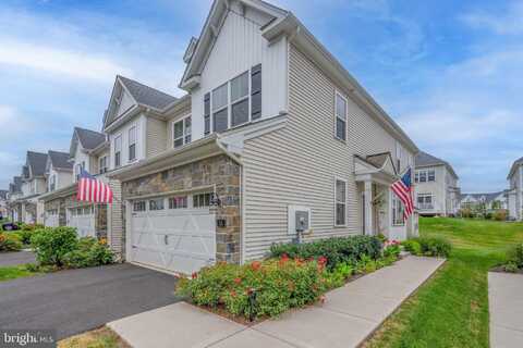 18 LACEY LANE, WARMINSTER, PA 18974