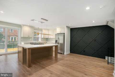 9038 LYKENS LANE, PHILADELPHIA, PA 19128
