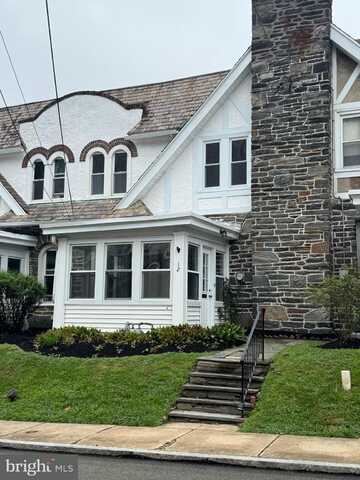 12 W ATHENS AVENUE, ARDMORE, PA 19003