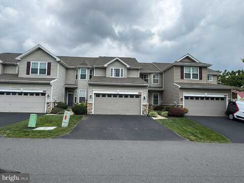 1413 LEXINGTON WAY, MORGANTOWN, PA 19543