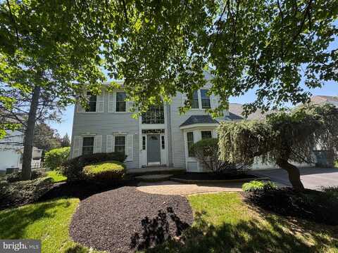 9 MADISON DRIVE, PLAINSBORO, NJ 08536