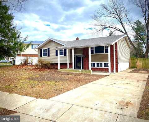 11 WINDFLOWER DRIVE, NEWARK, DE 19711