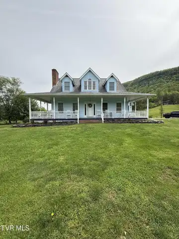 1931 Tuck Road, Big Stone Gap, VA 24219