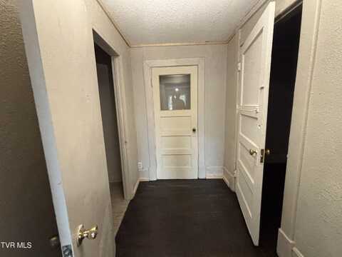 106 NE High Avenue, Coeburn, VA 24230