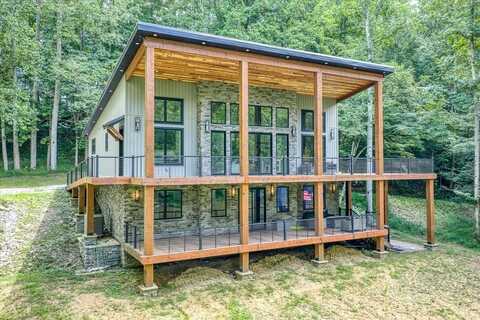 204 Burntmill Ford Rd, Byrdstown, TN 38549