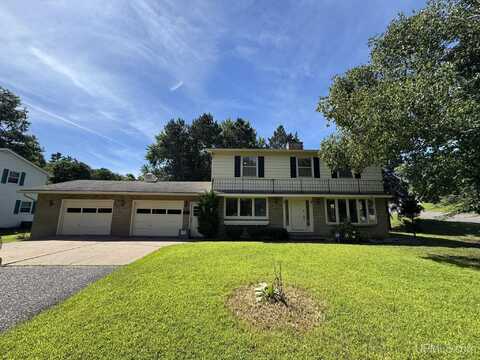 825 Michael, Kingsford, MI 49802