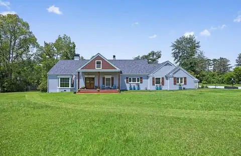 2424 Westwood Dr, Valdosta, GA 31602