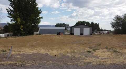 232 W 100 S, Annabella, UT 84711