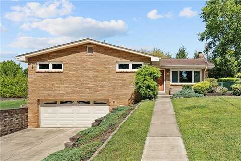 361 Southridge, St Clair, PA 15241