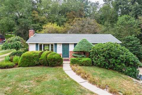 815 Valley St, Robinson Twp, PA 15057