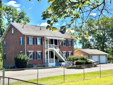 1319 Riverside Dr, West Bridgewater, PA 15009