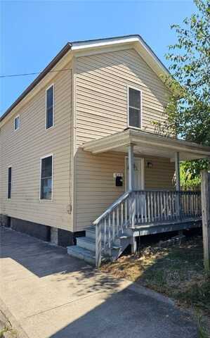 517 19th St, Beaver Falls, PA 15010