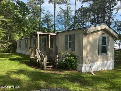 212 Whispering Pines Court, Hampstead, NC 28443