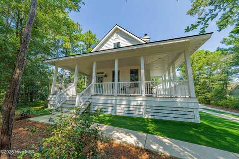 141 Tuscarora Court, Manteo, NC 27954