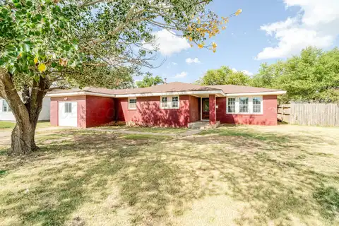 109 Ave K, Hereford, TX 79045